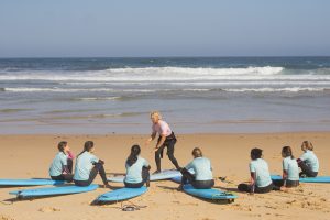 https://www.soulandsurf.com/wp-content/uploads/2025/06/@joeliooo-Surf-Lesson-Guest-DSC00374-1-300x200.jpg