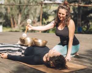 https://www.soulandsurf.com/wp-content/uploads/2025/06/anandasoundhealing-1-300x237.jpg